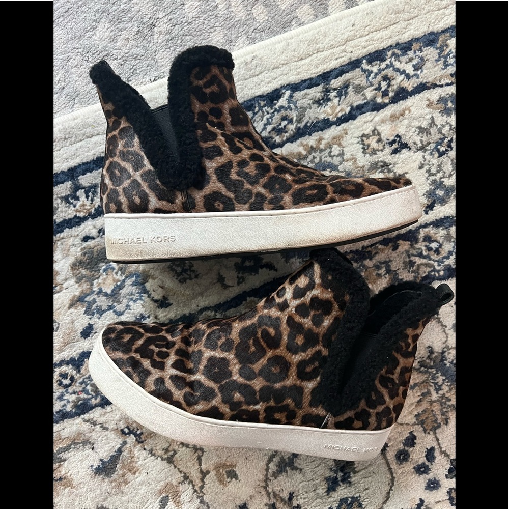 Michael Kors Sherpa-lined sneakers